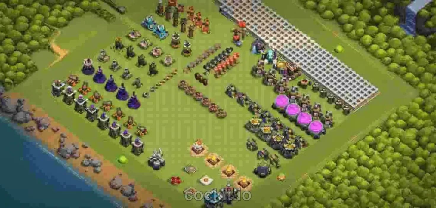 TH13 War Base
