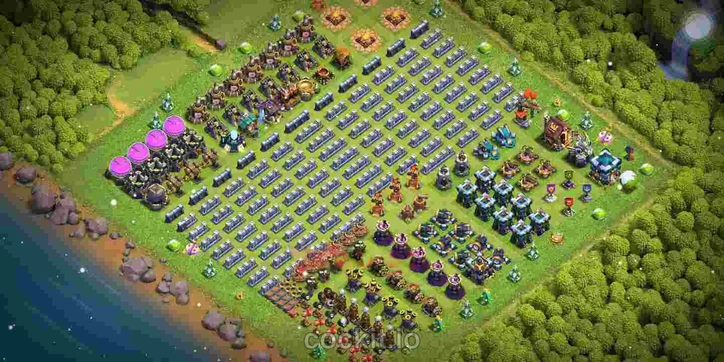 TH13 War Base